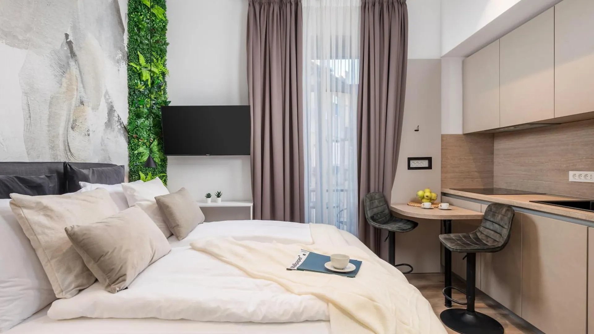 Apartments Mini Palais Rijeka 0*,  Croatia